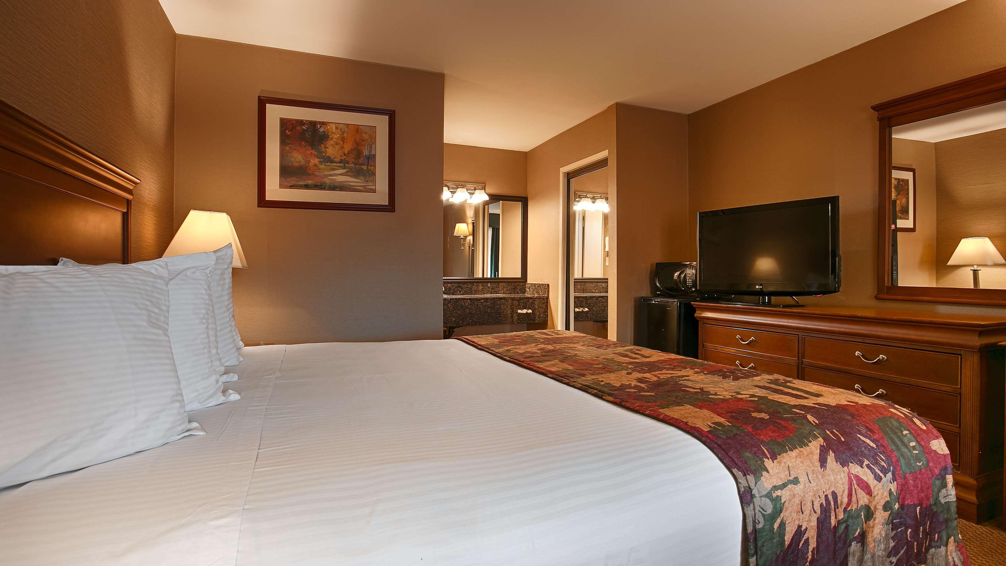 Western La Hotel 2*